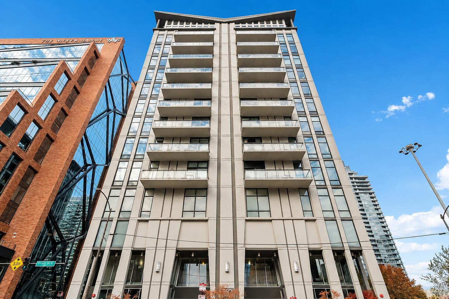 740 W Fulton Street 1303 — photo