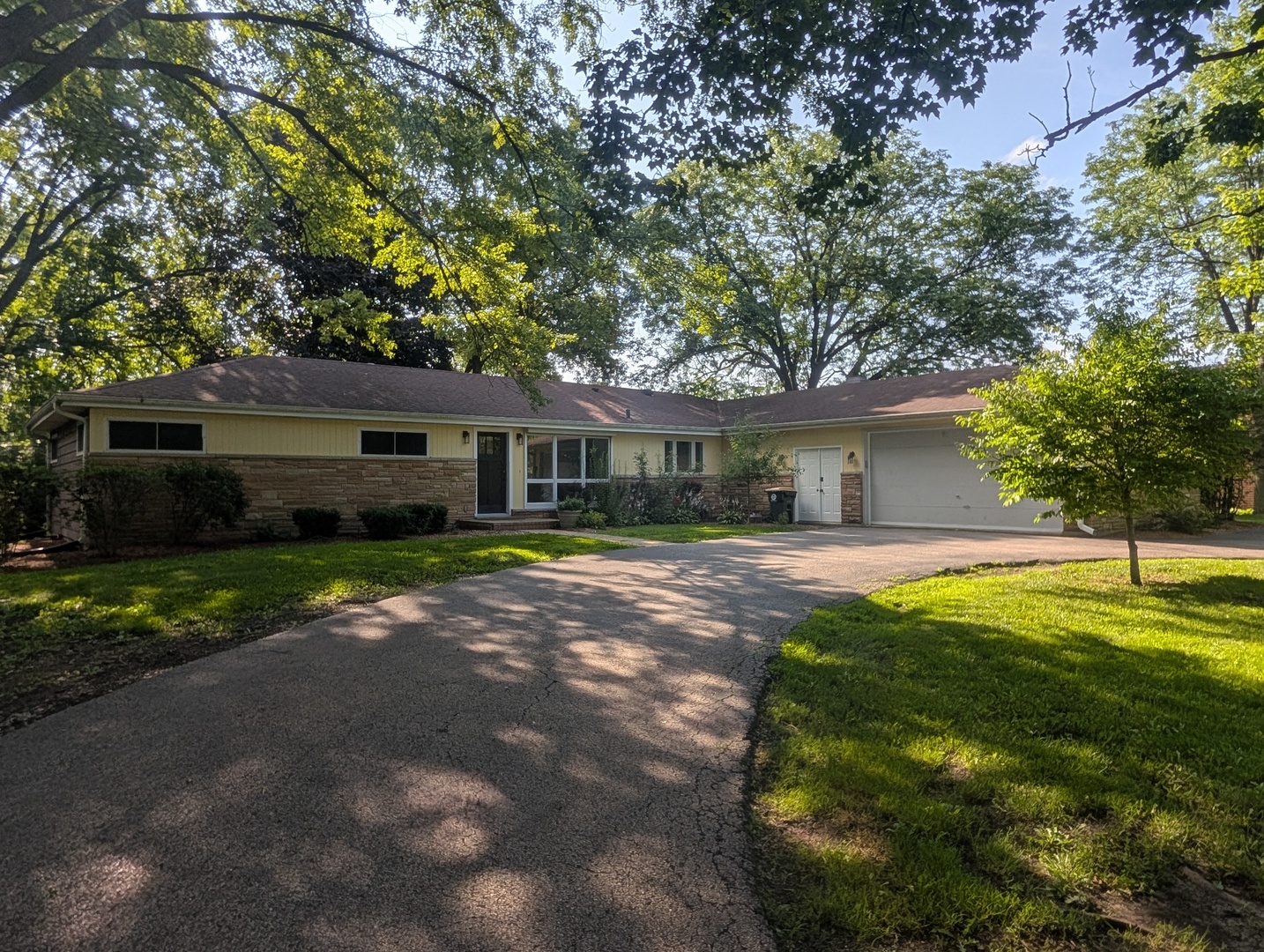 71 N Ela Road — photo