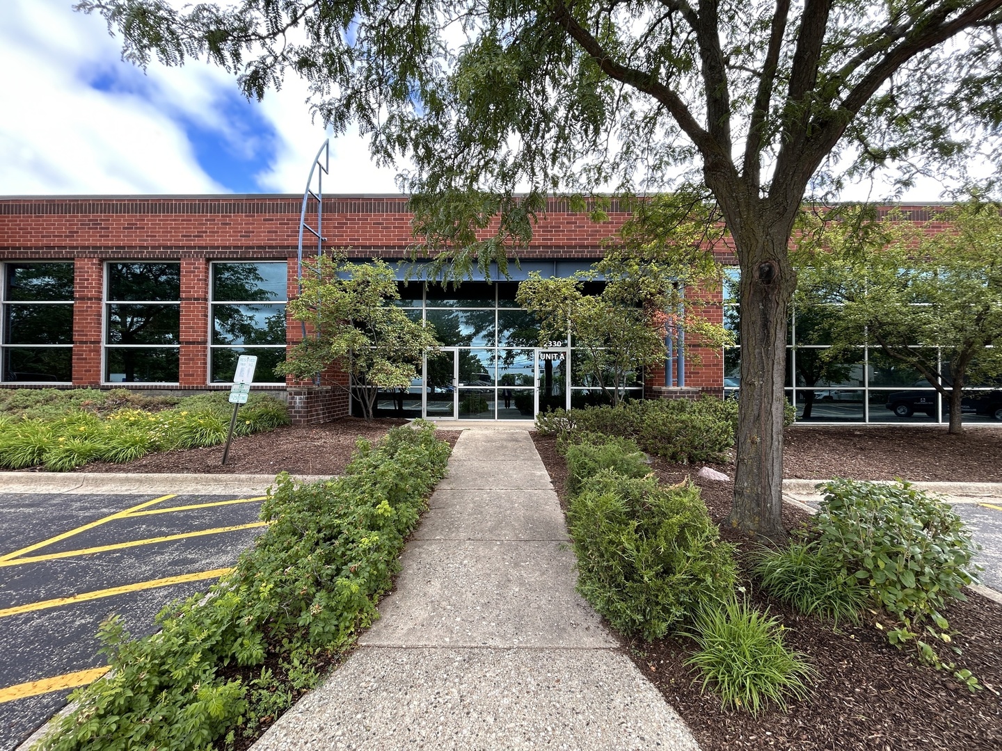 2330 Hammond Drive — photo