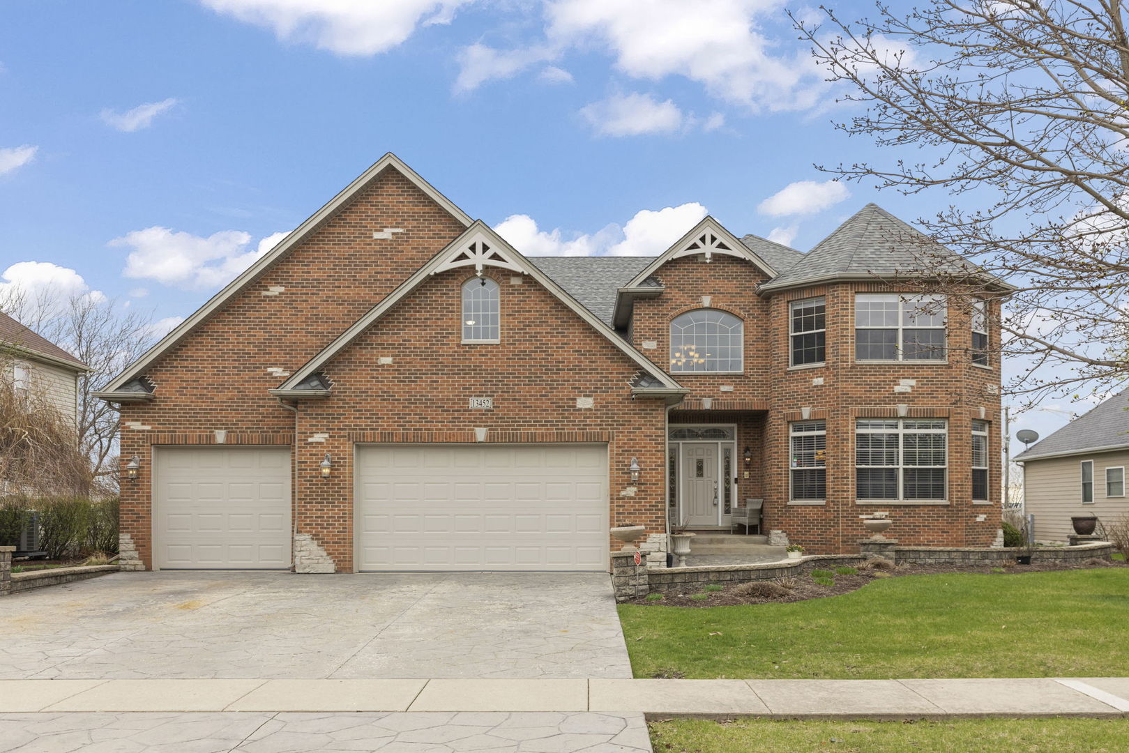 13452 Skyline Drive — photo