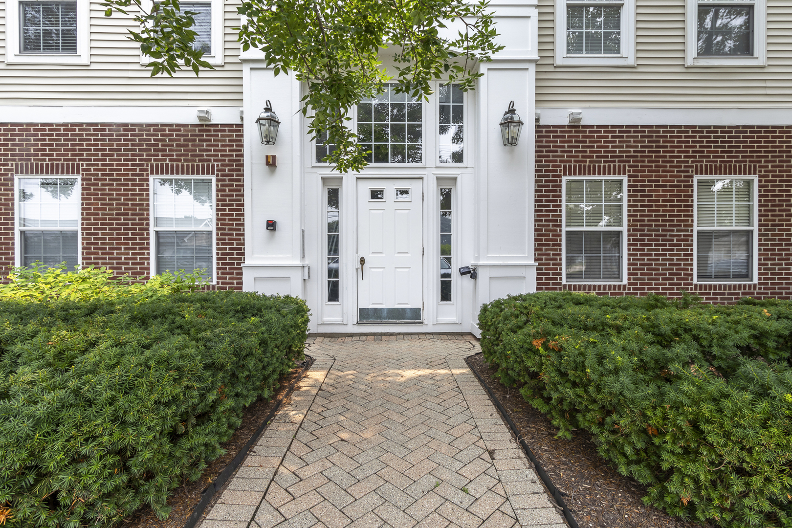 3275 Stratford Court 2-C — photo