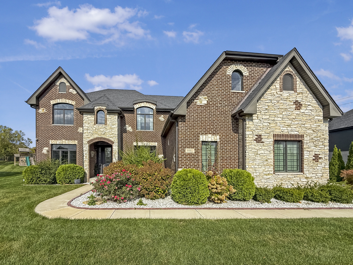 8884 Port Washington Drive — photo