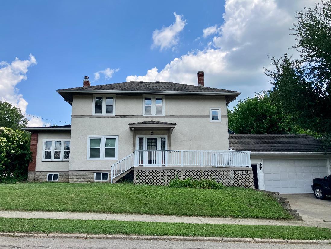 404 E McKenney Street — photo