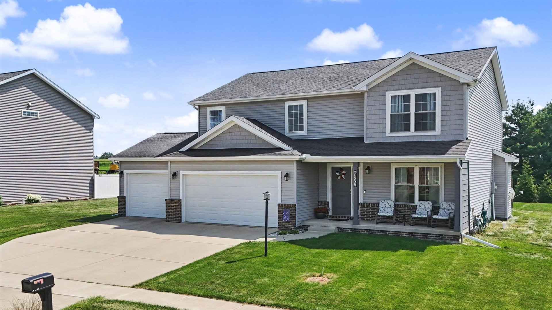 1402 Railside Drive — photo
