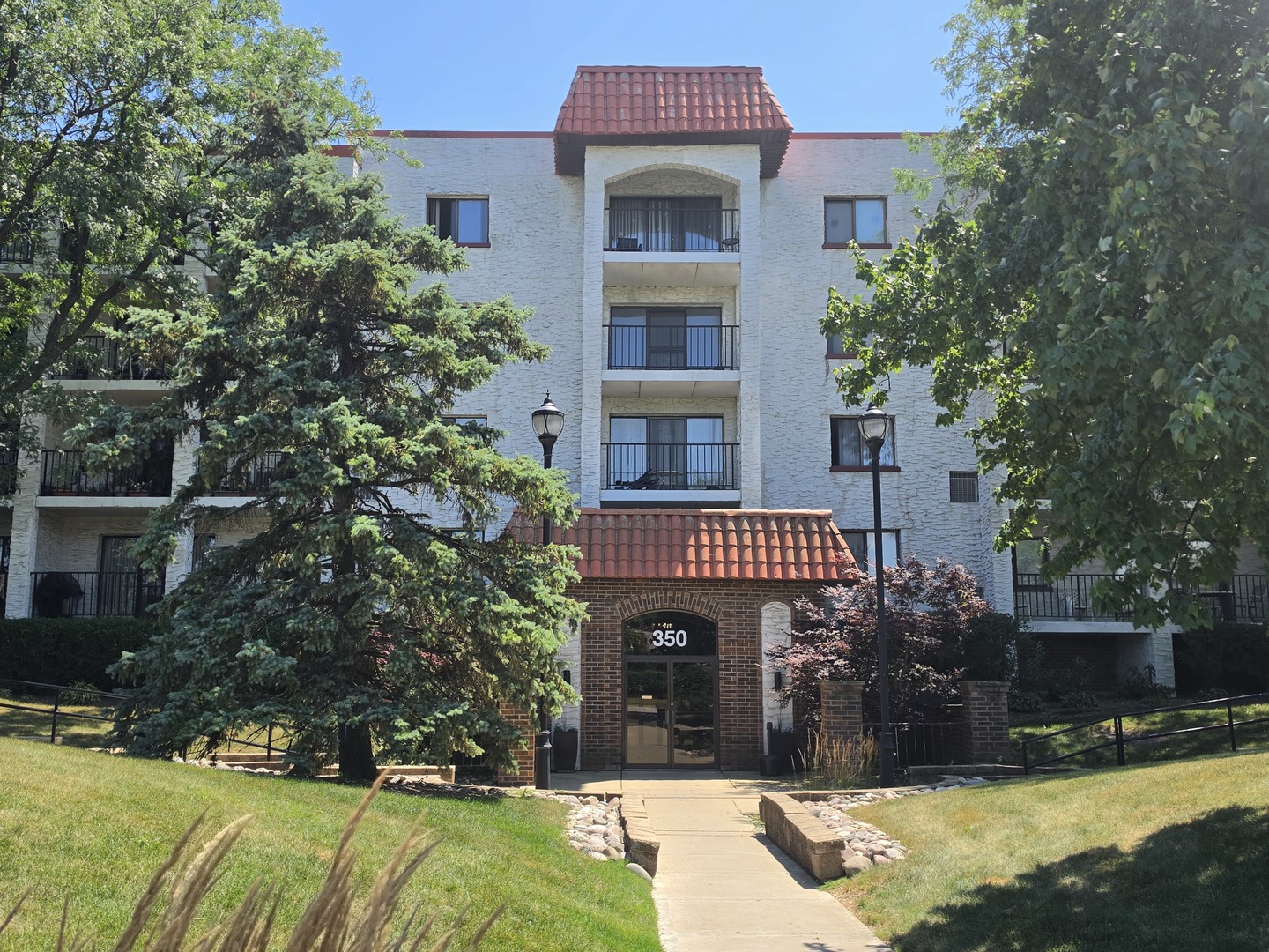 350 Plum Creek Drive 406 — photo