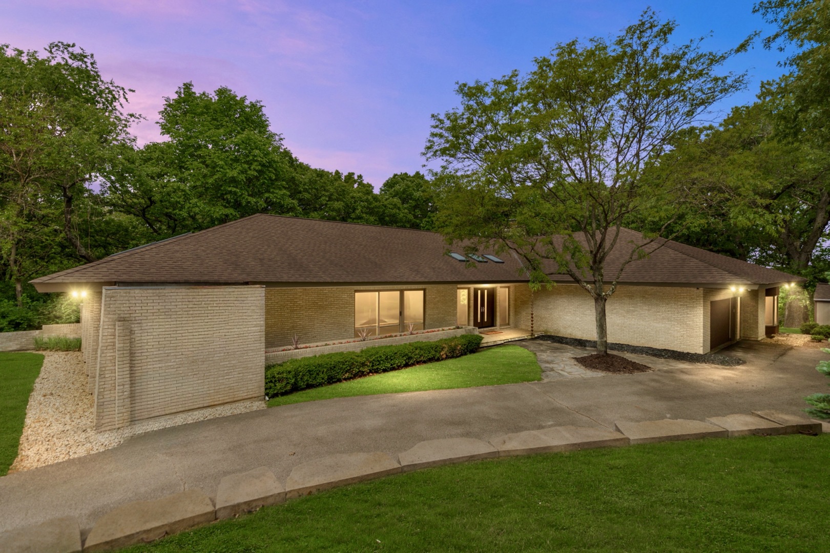 4 Far Hills Road — photo