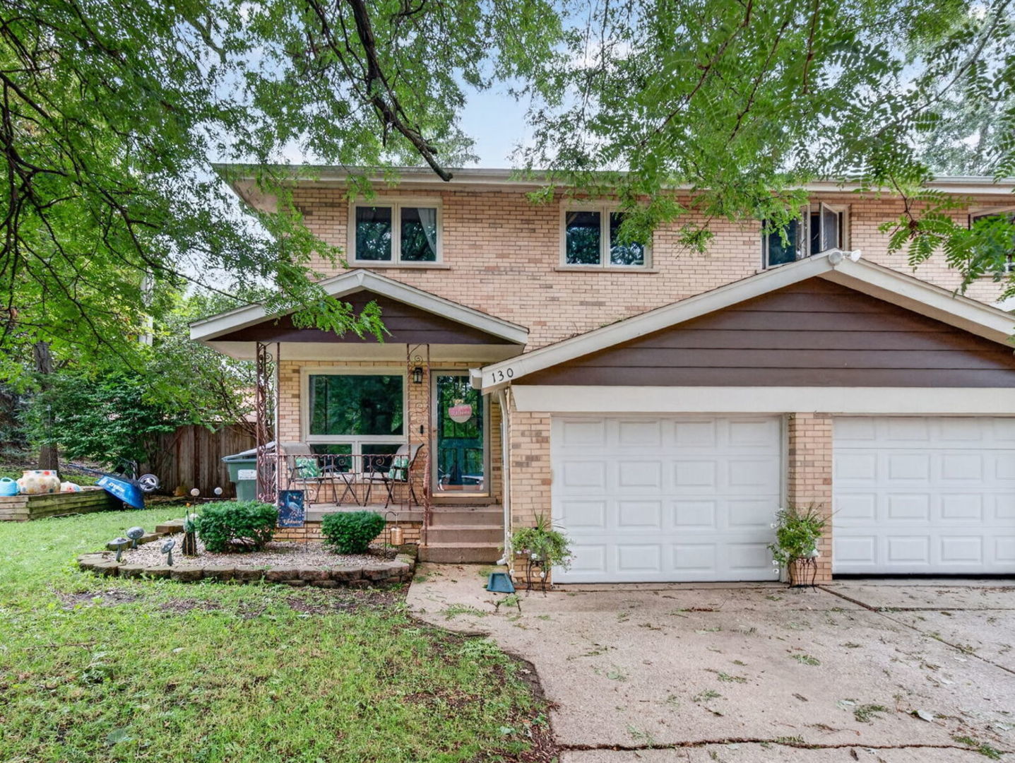 130 Dawn Way — photo