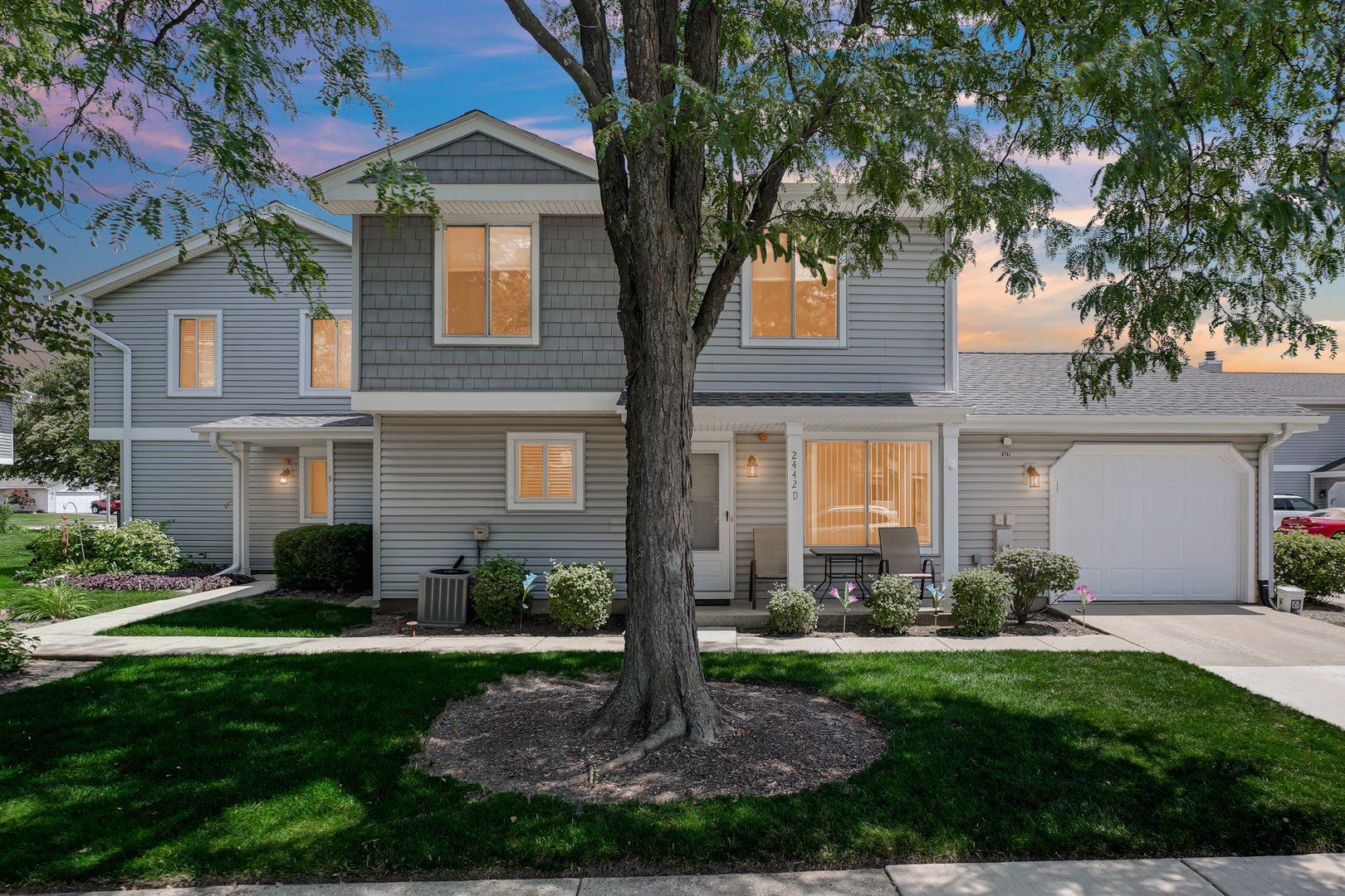 2442 Brunswick Circle Unit 4D — photo