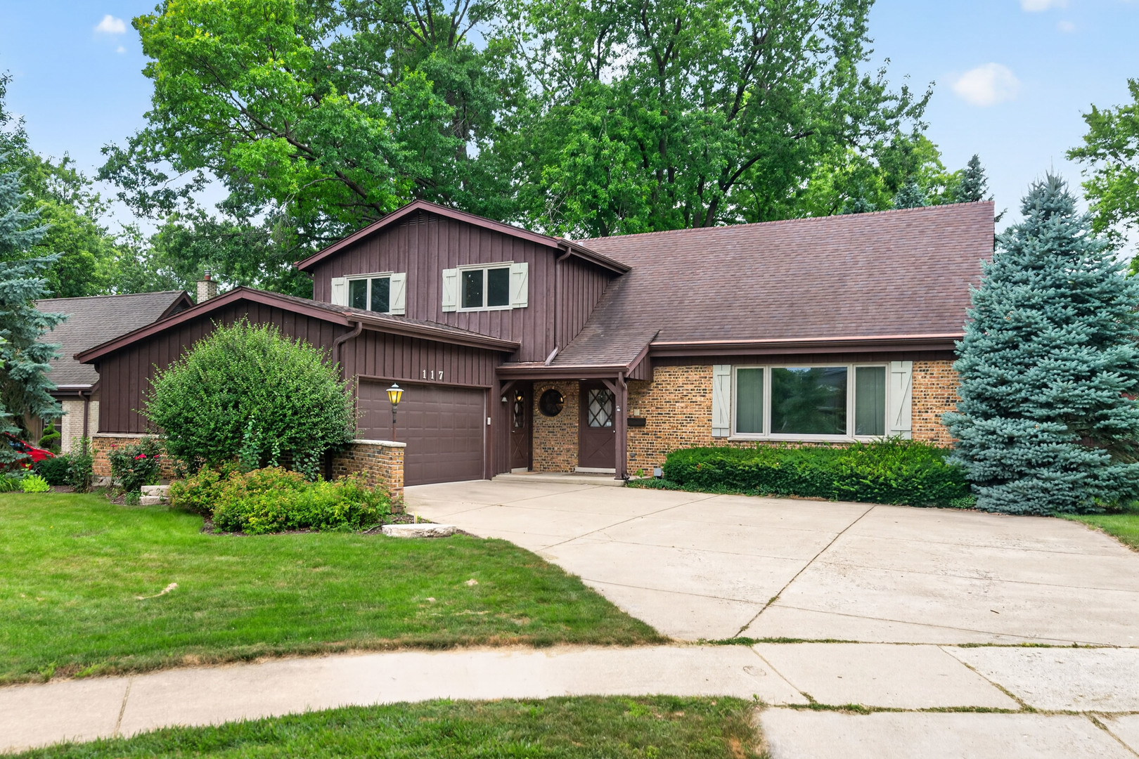 117 York Court — photo