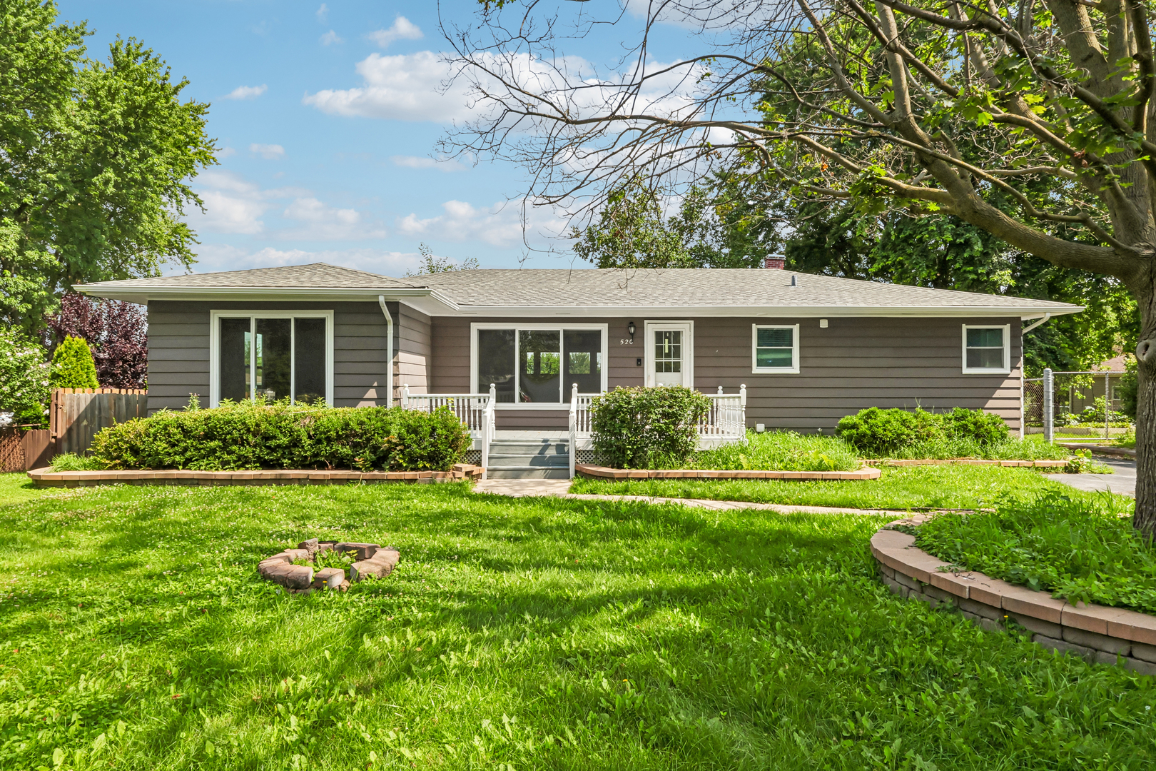 520 Woodlyn Drive — photo