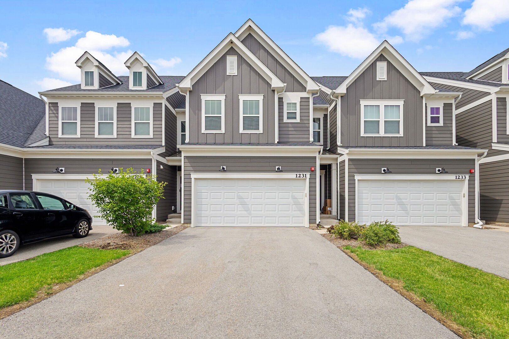 1231 Josiah Road — photo