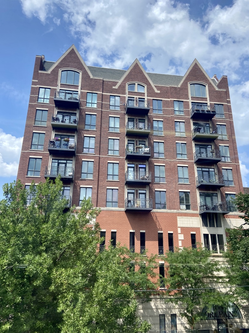 1444 N Orleans Street Unit 9Phk — photo