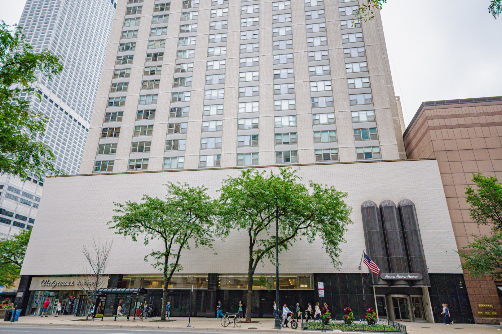 777 N Michigan Avenue 3407 — photo
