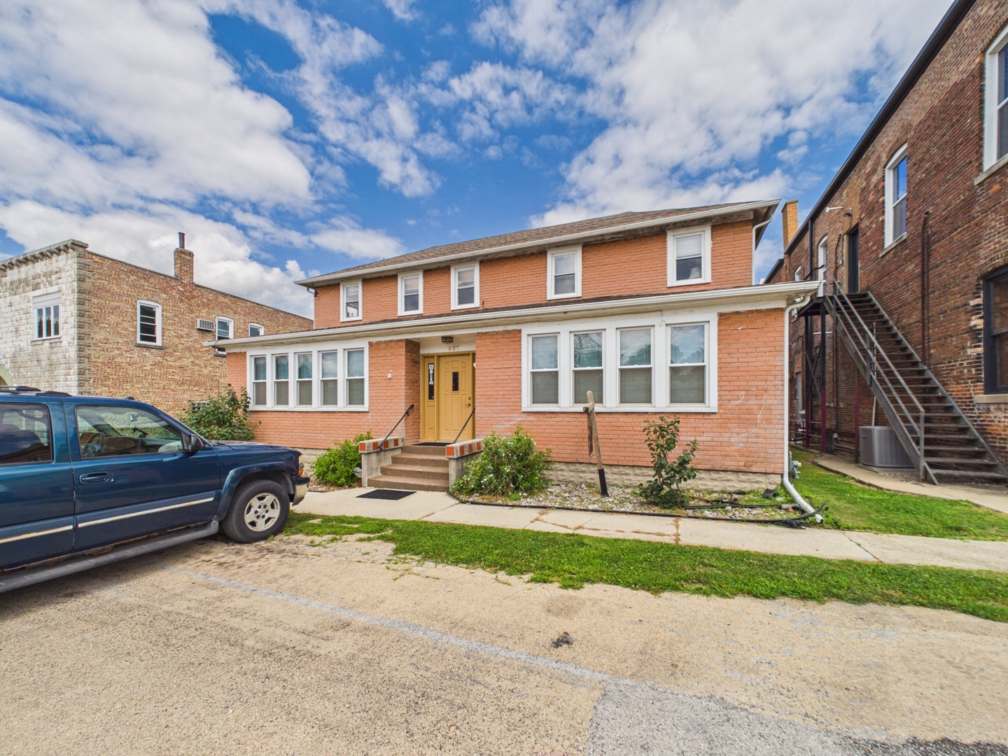 605 Reed Street — photo