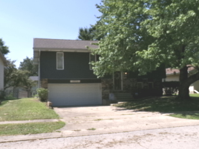 3593 Dove Drive, Decatur, IL 62526 — photo 3