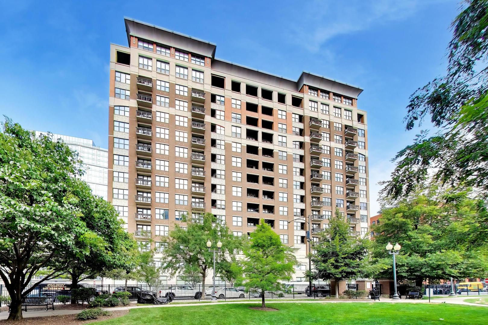 849 N Franklin Street 1009 — photo
