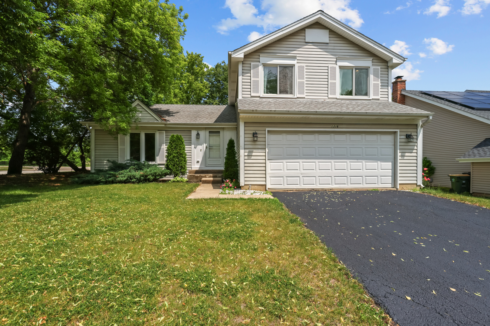 1316 W Meade Lane — photo