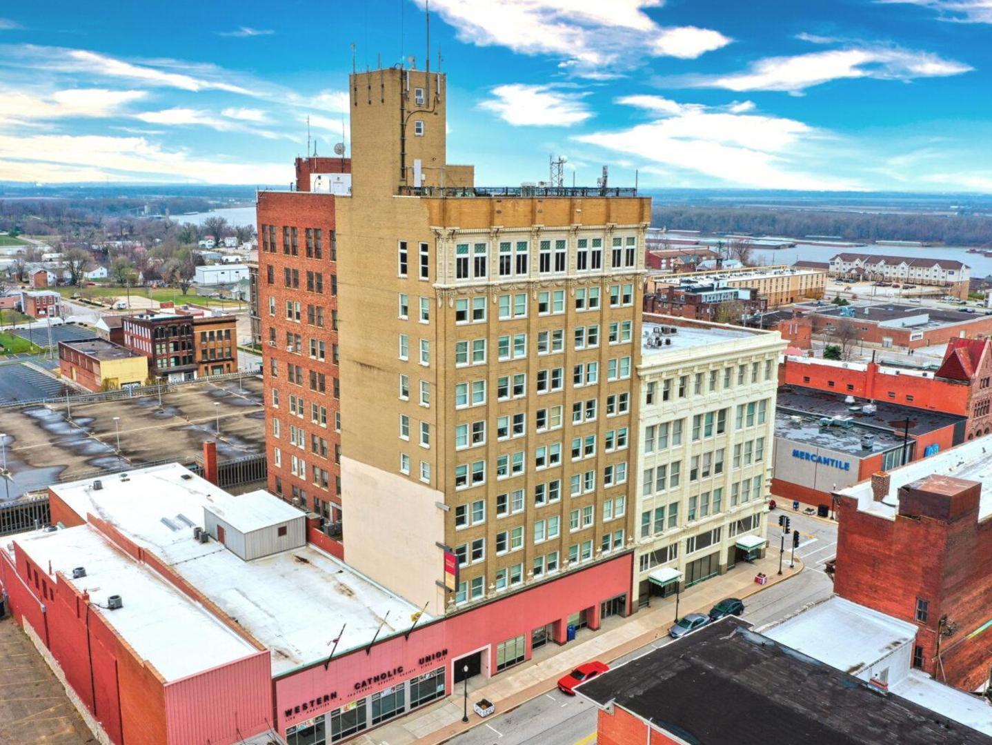 510 Maine Street 511-517 — photo