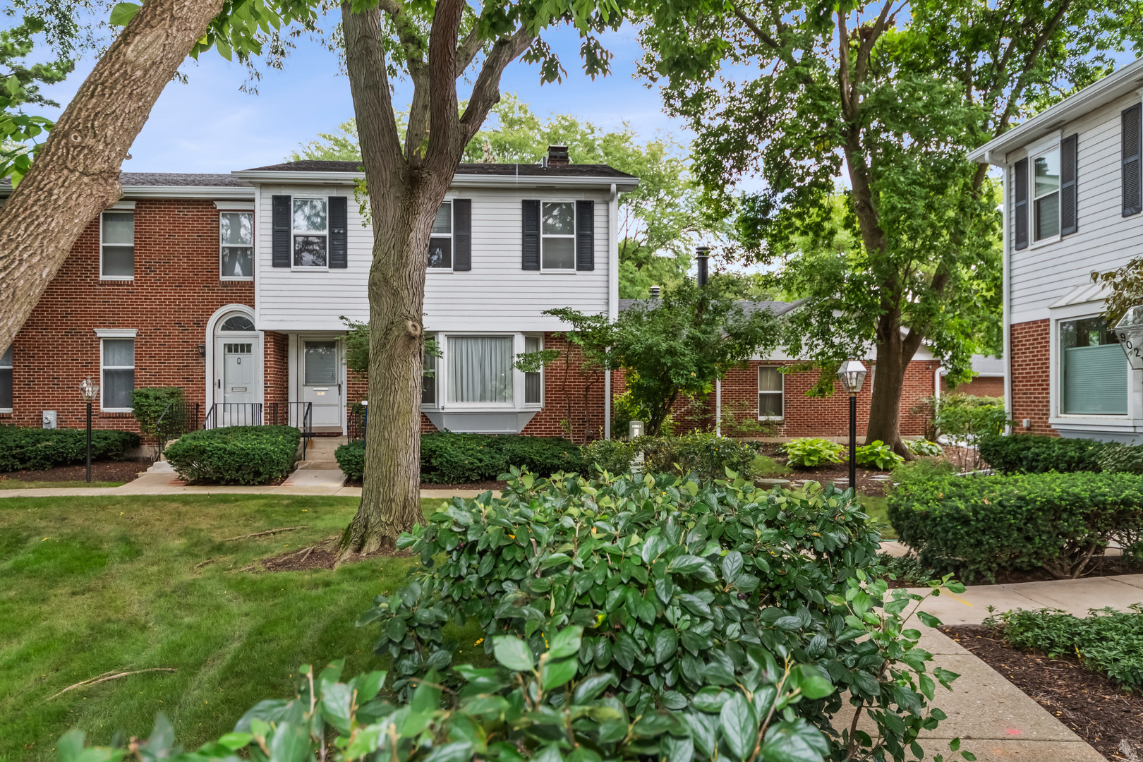 9029 Lincolnwood Drive — photo
