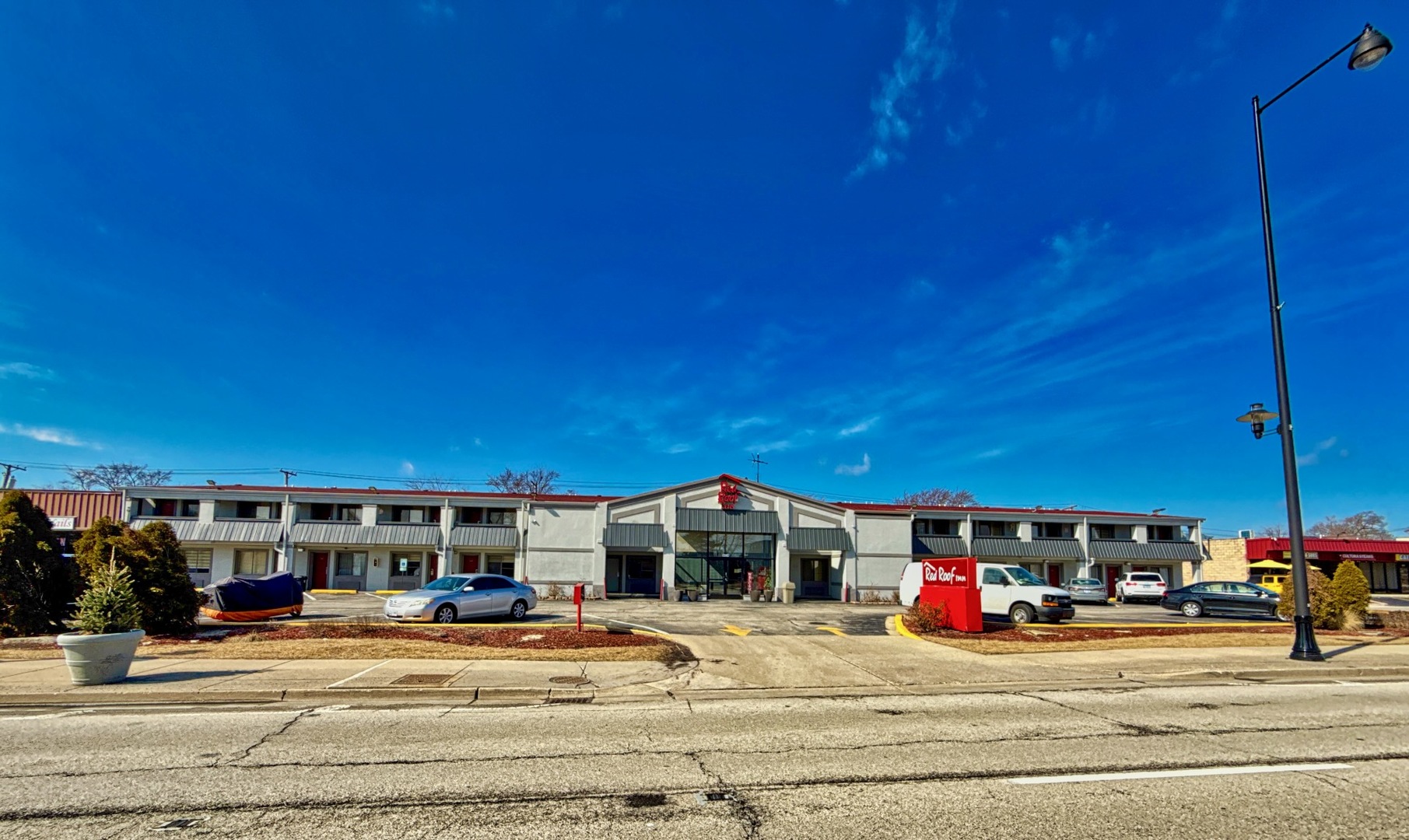 9424 Waukegan Road — photo