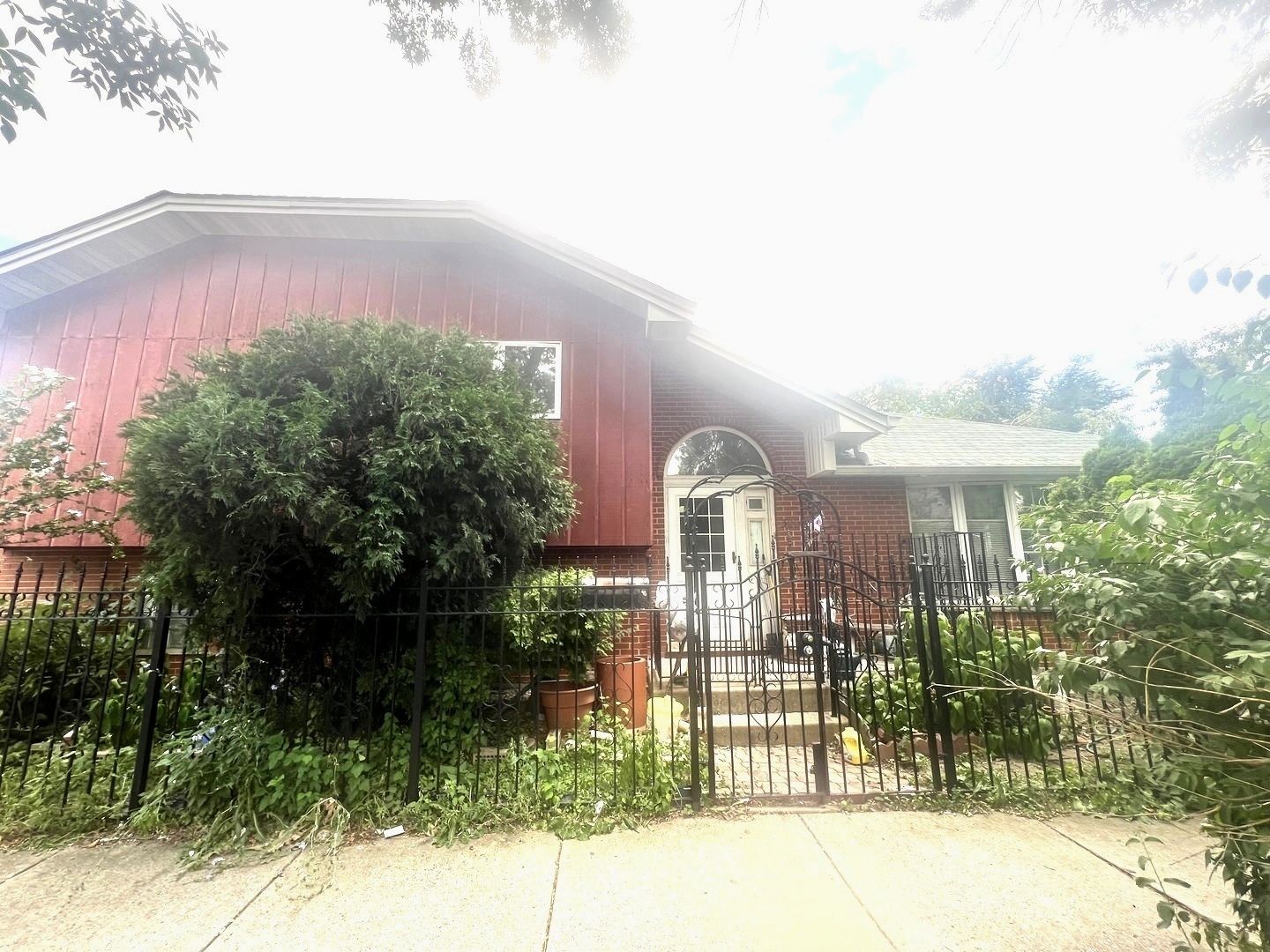 3000 W 38th Street — photo