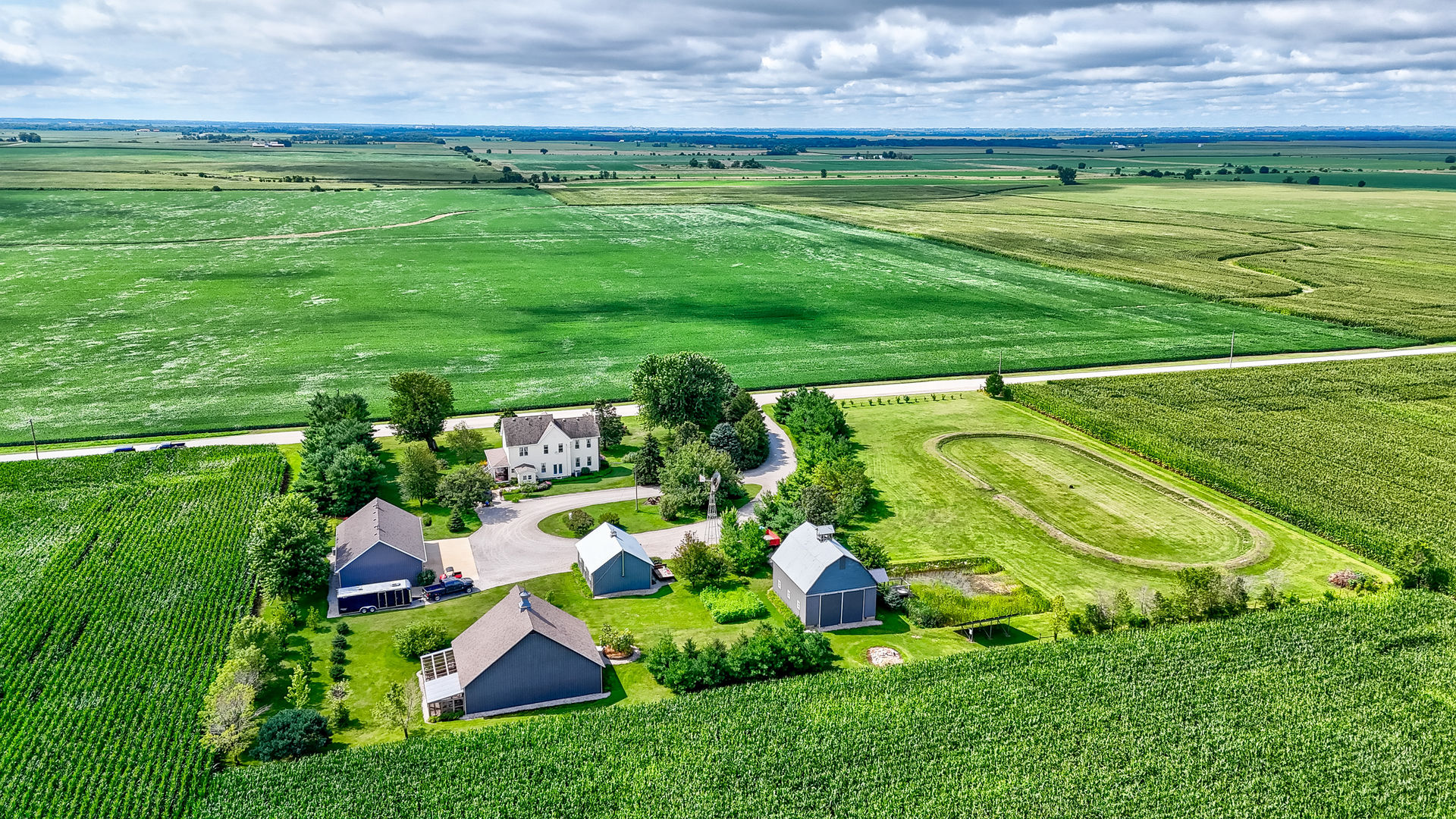 10617 E 2950 North Road — photo