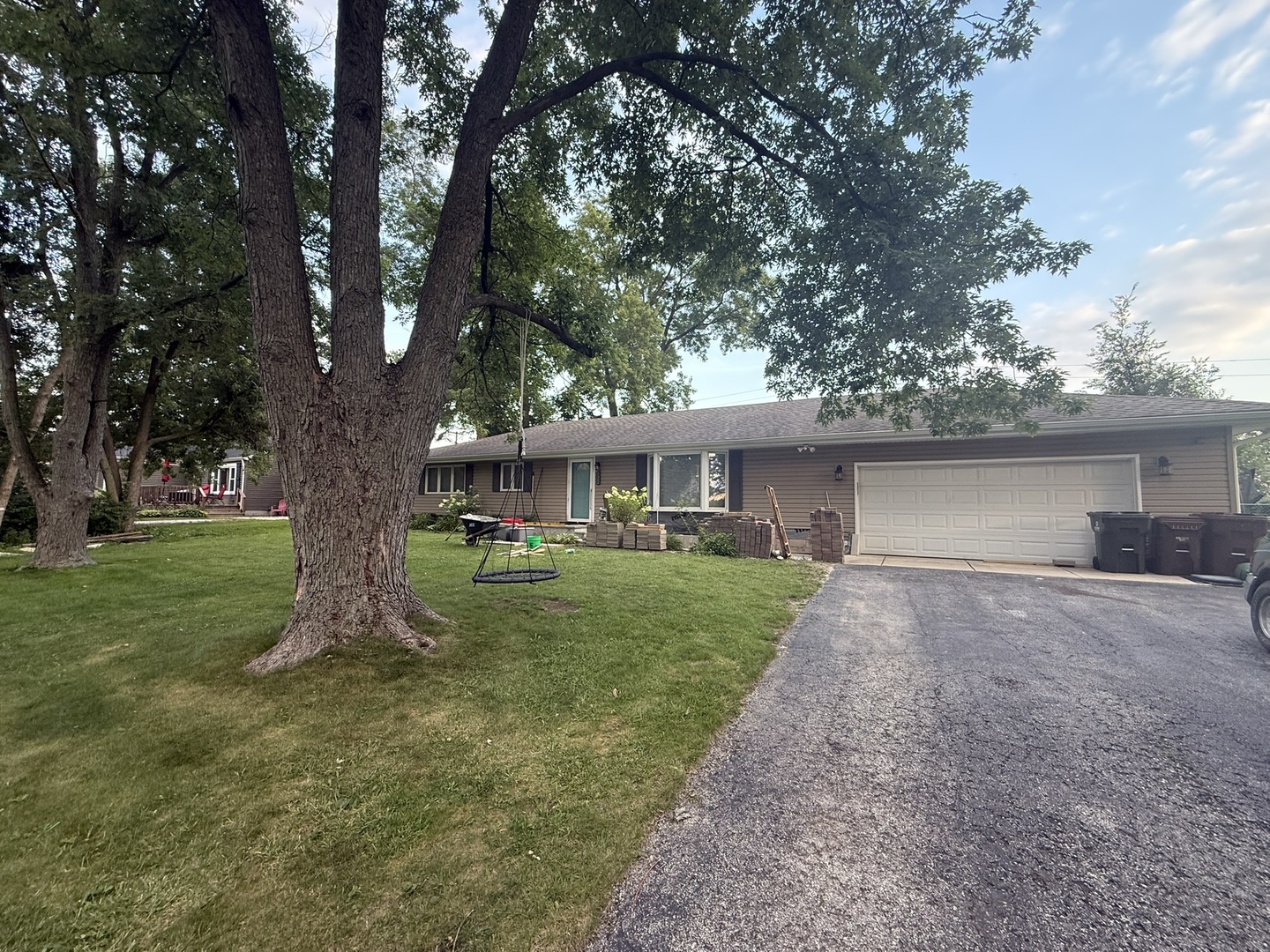 122 Gall Lane — photo