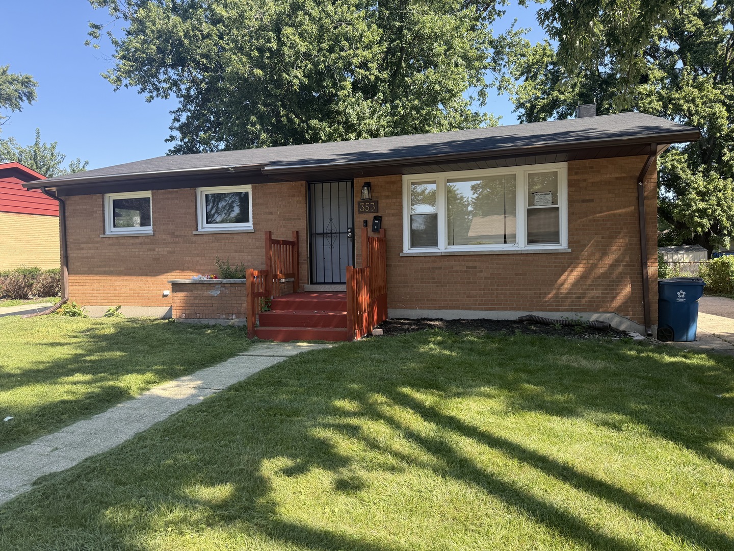 353 W Hickory Street — photo