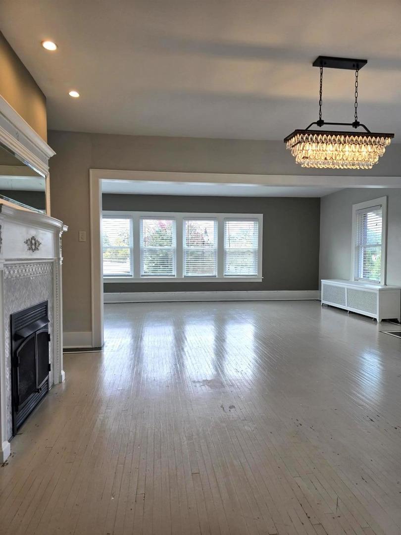 719 Taylor Street Upper — photo