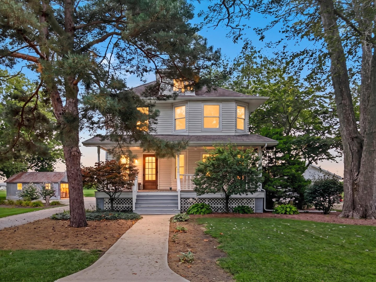 106 S Pine Street — photo