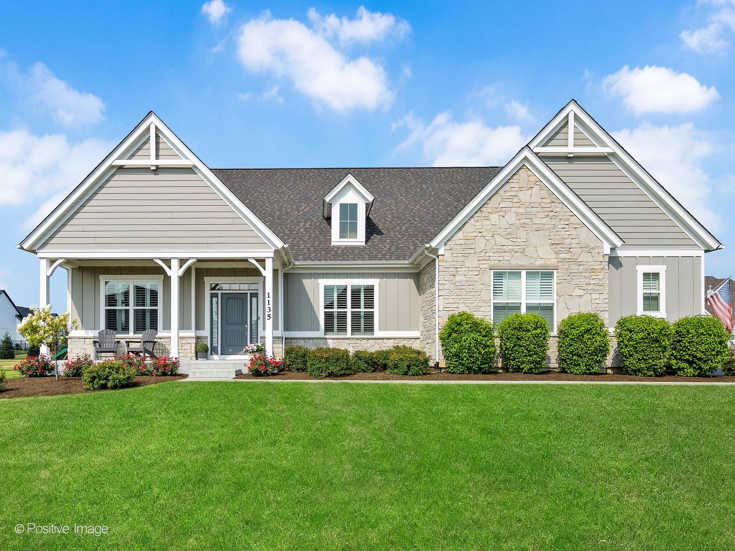 1135 Hilldale Drive — photo