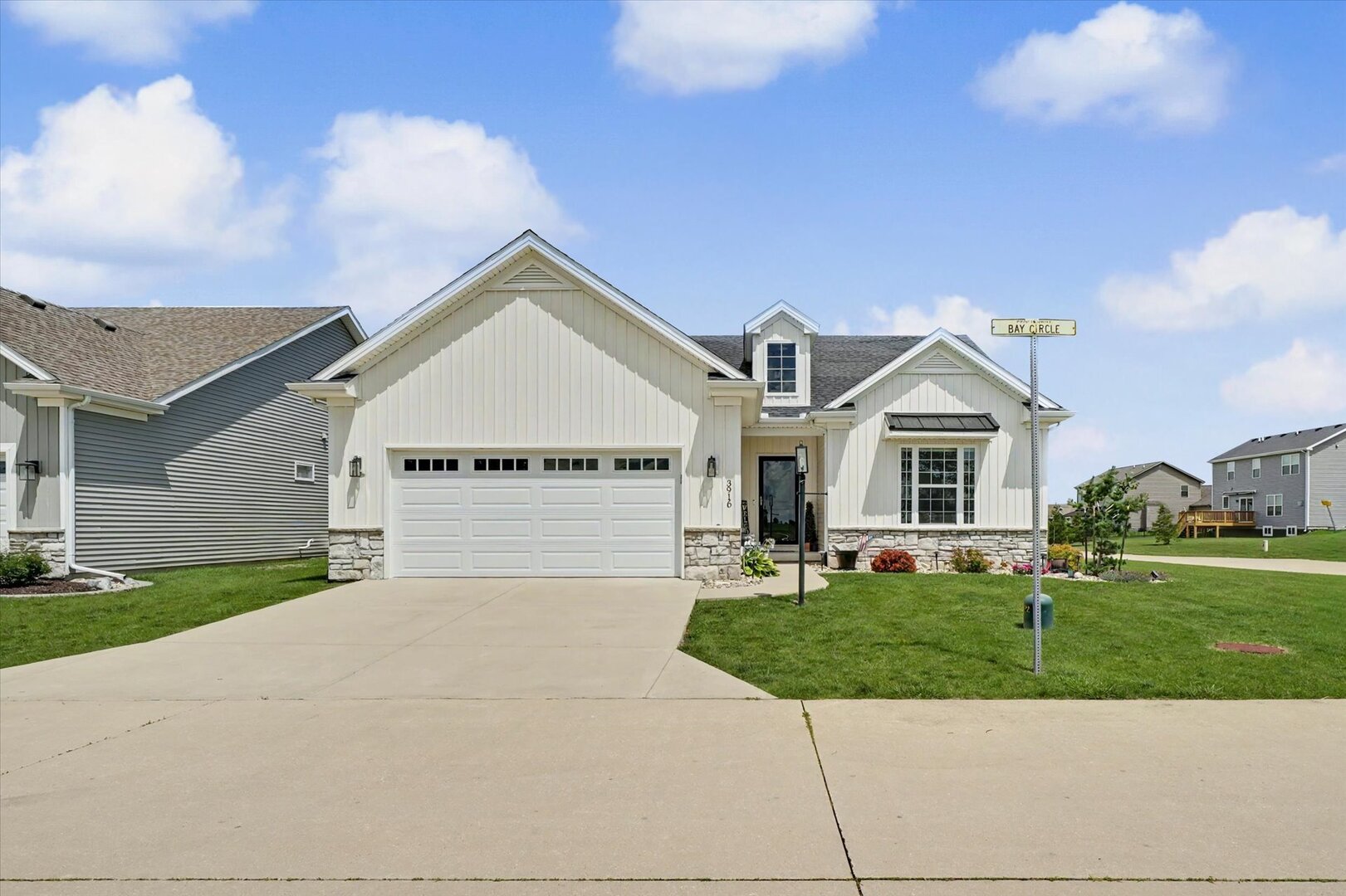 3916 Bay Circle 3916 — photo