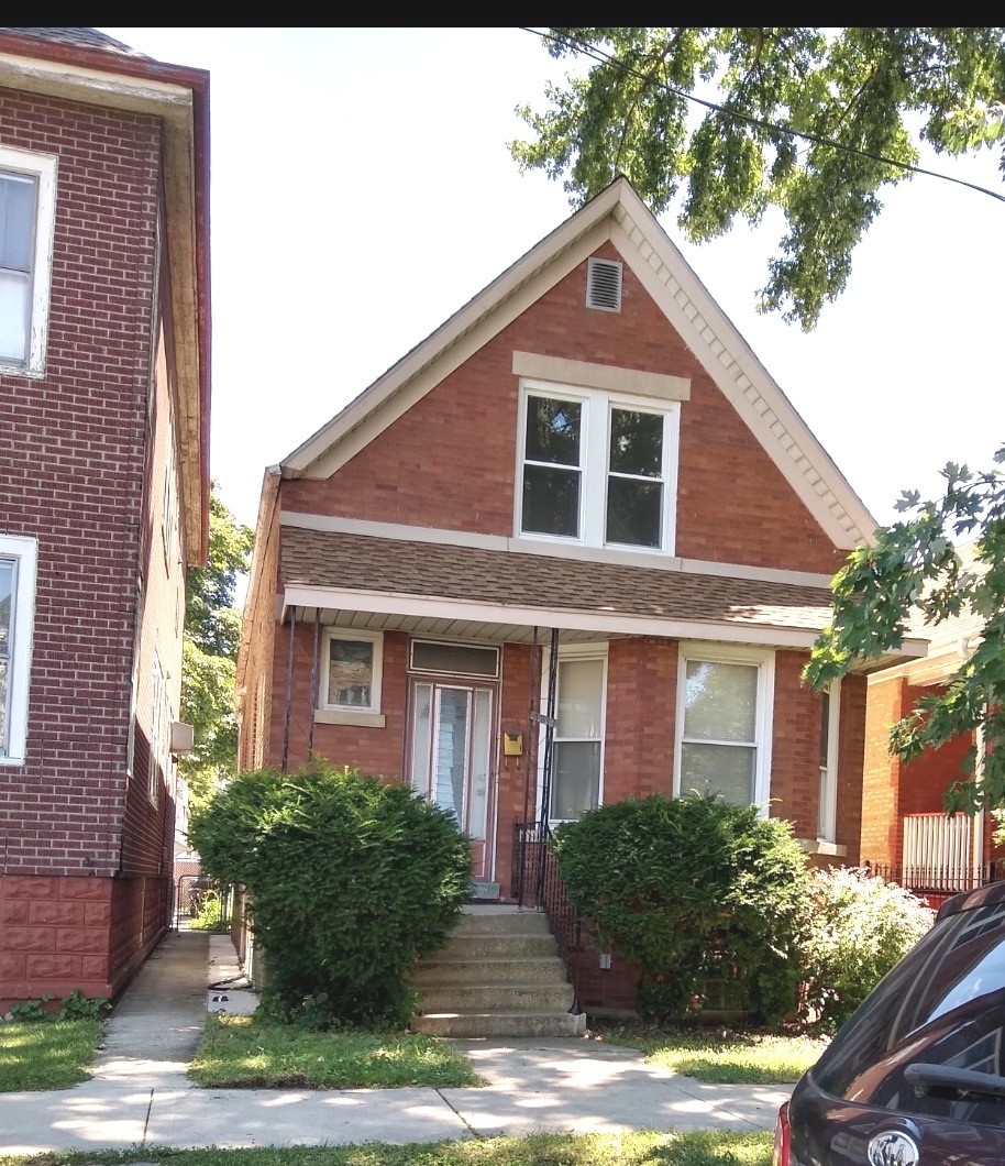 4317 S Maplewood Avenue — photo