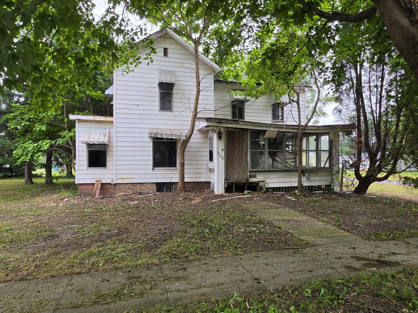 202 S 1st Street — photo