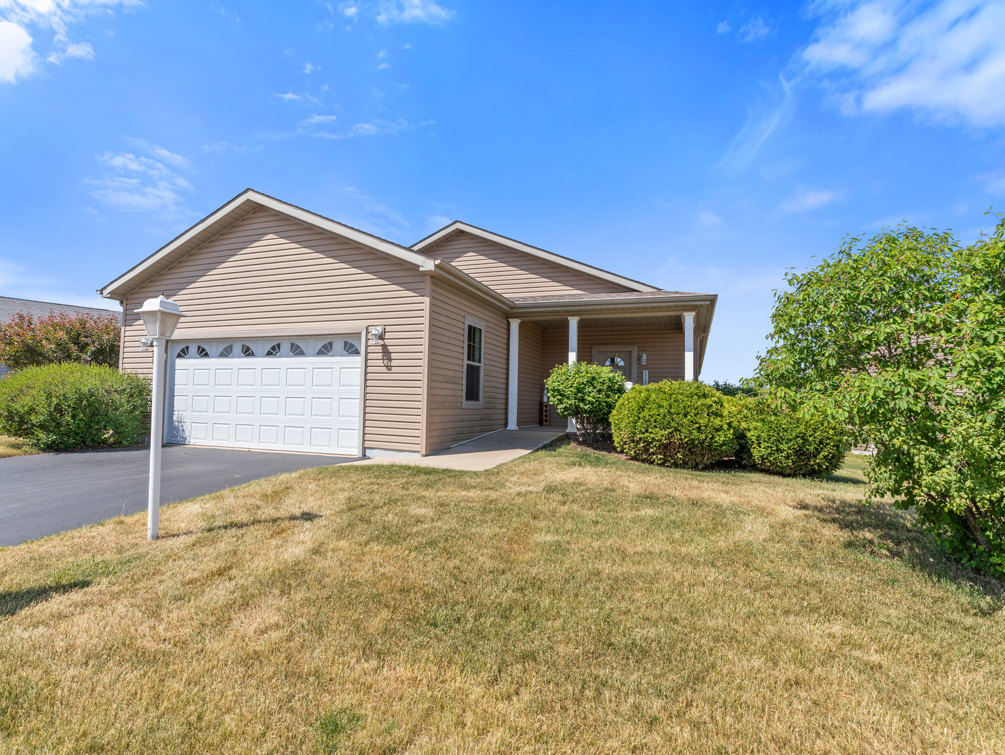 1532 Meadow View Lane — photo