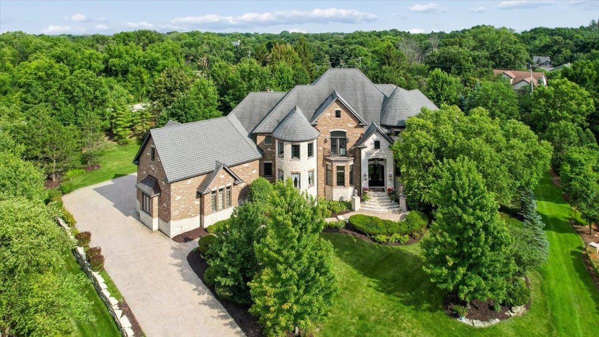 107 Forest Edge Drive — photo