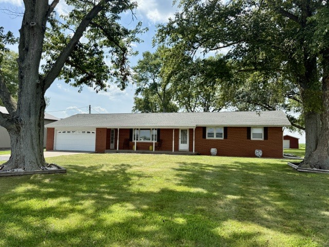 908 N County Road 800E — photo