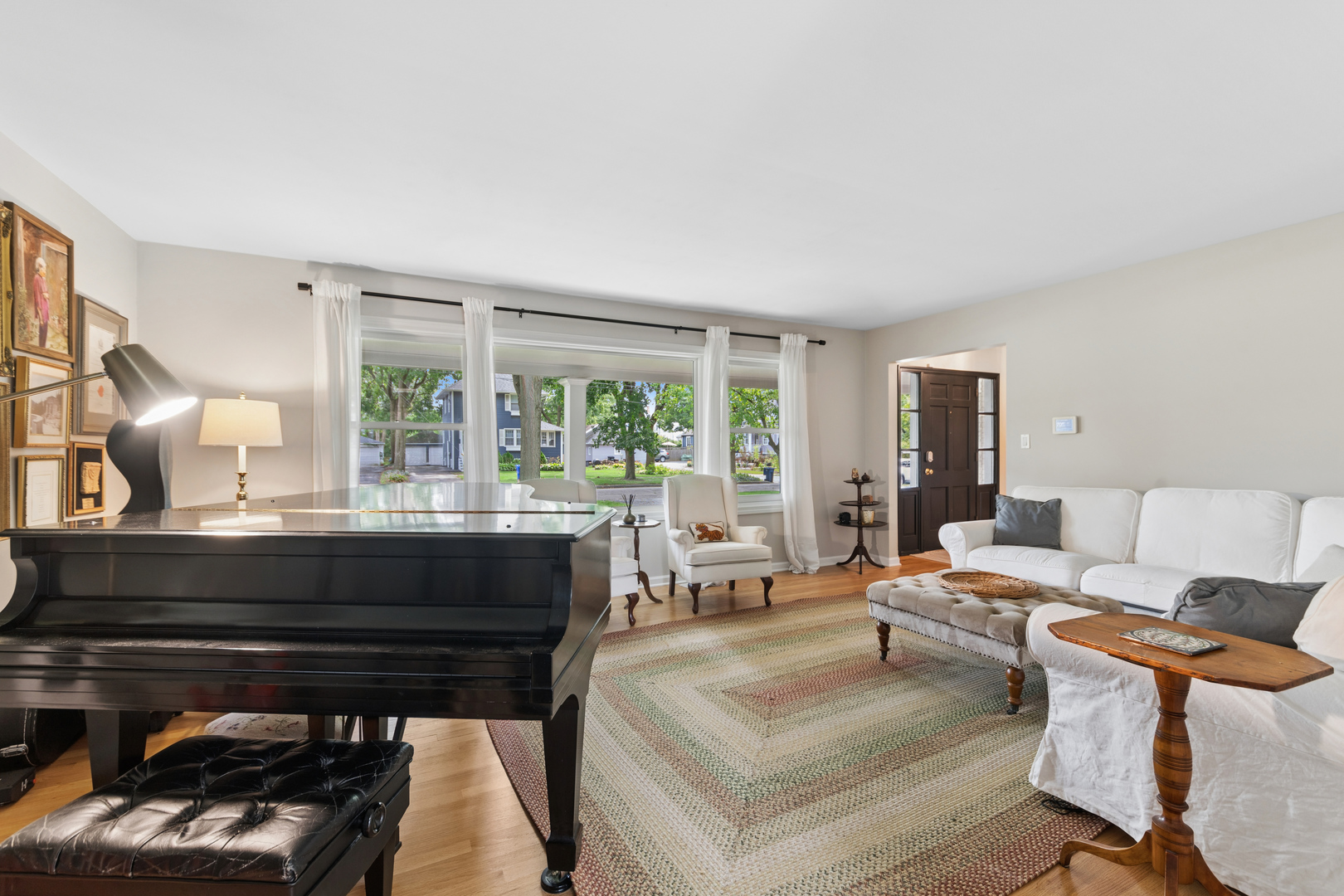 117 E Madison Avenue, Wheaton, IL 60187 — photo 3