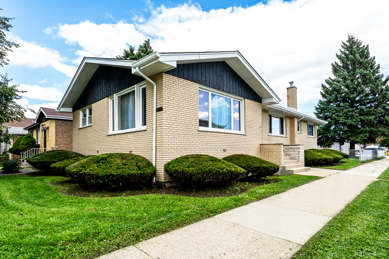 3045 S 48th Court — photo