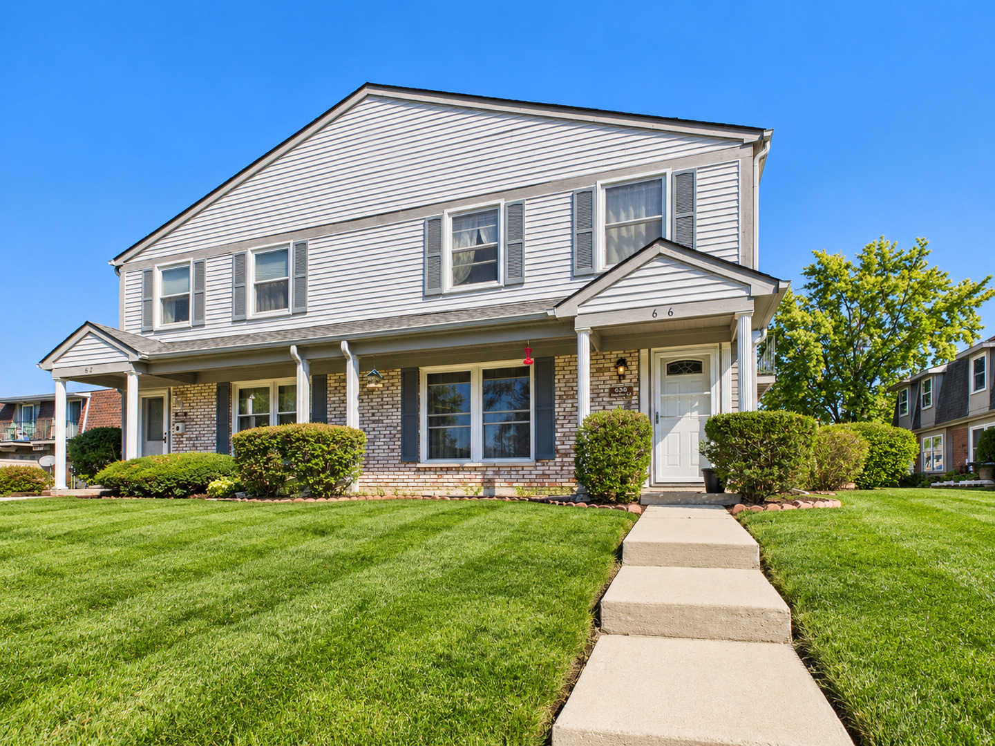 636 Newton Court Unit 636 — photo