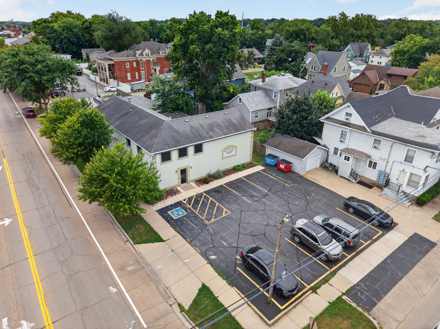 645 W Main Street — photo