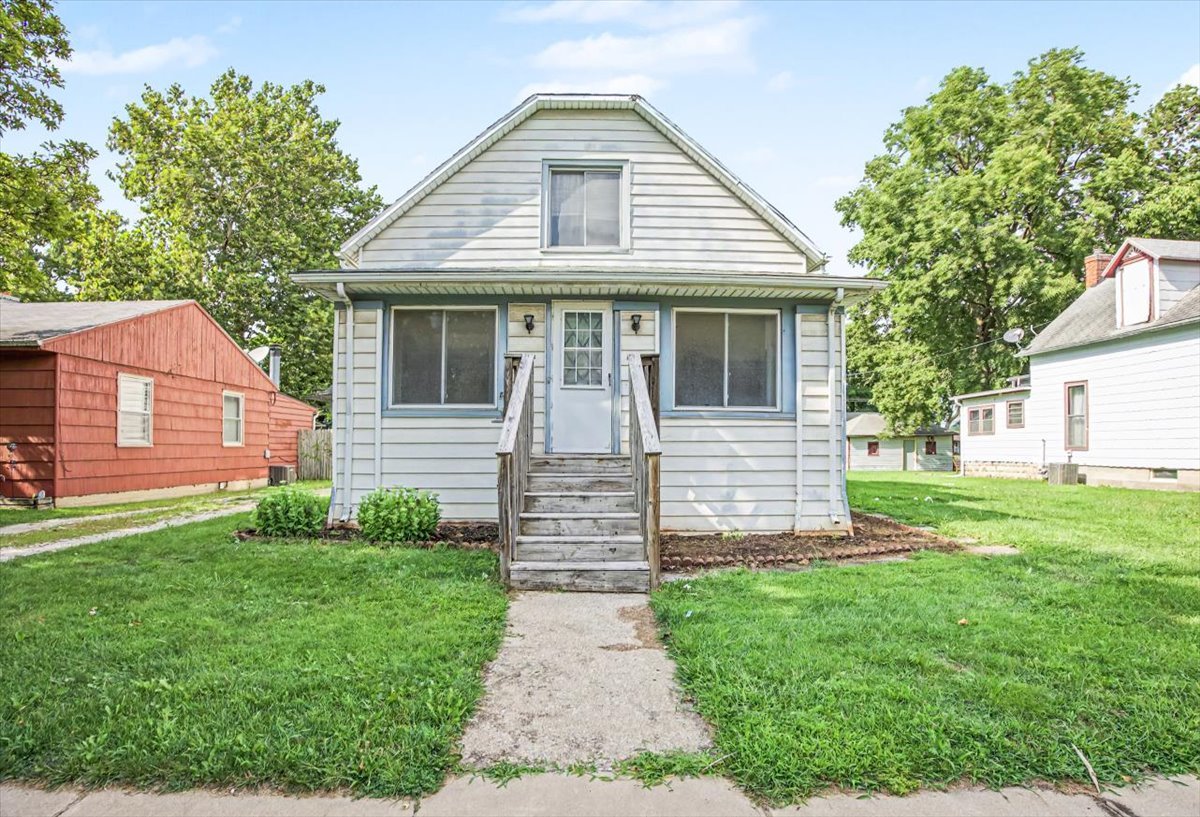 413 E Howard Street — photo