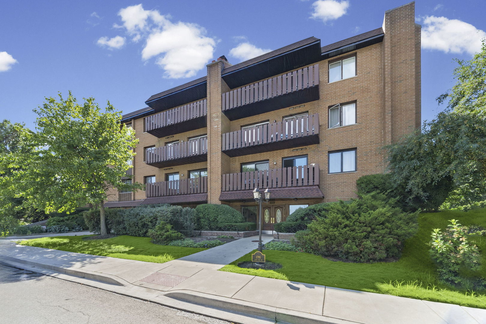 1795 Lake Cook Road 110 — photo