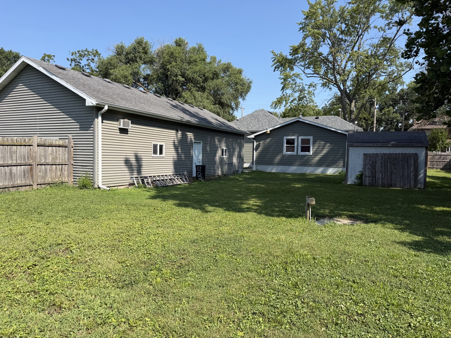 402 E 2nd Street, Gilman, IL 60938 — photo 2