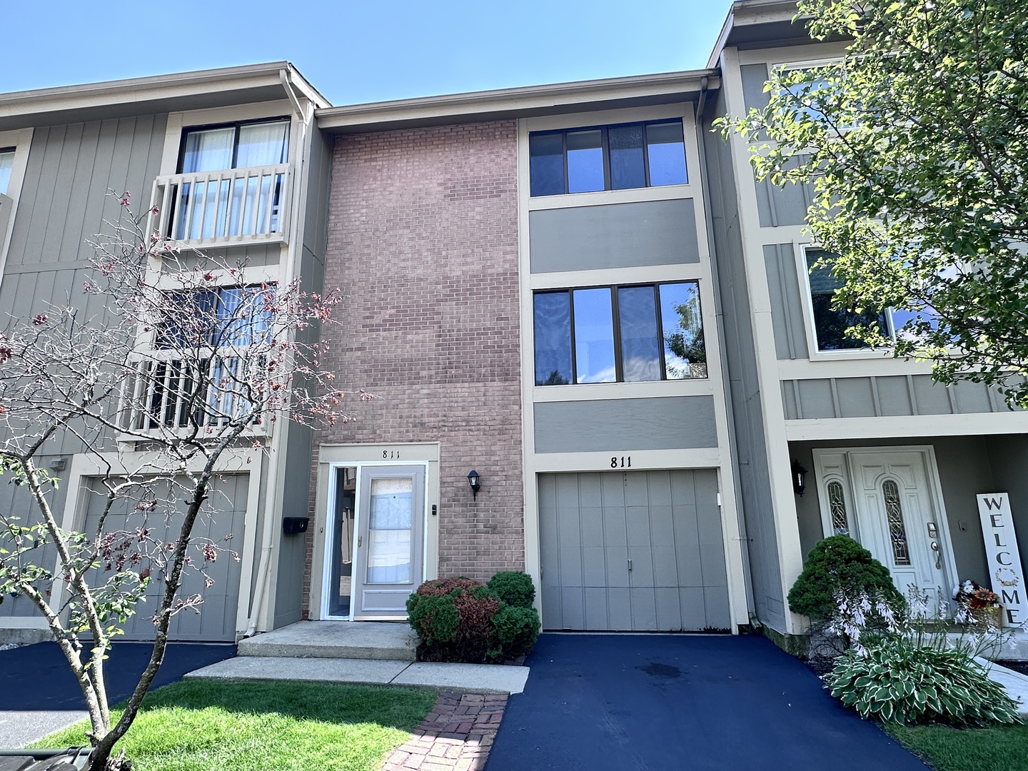 811 Shawnee Trail 811 — photo