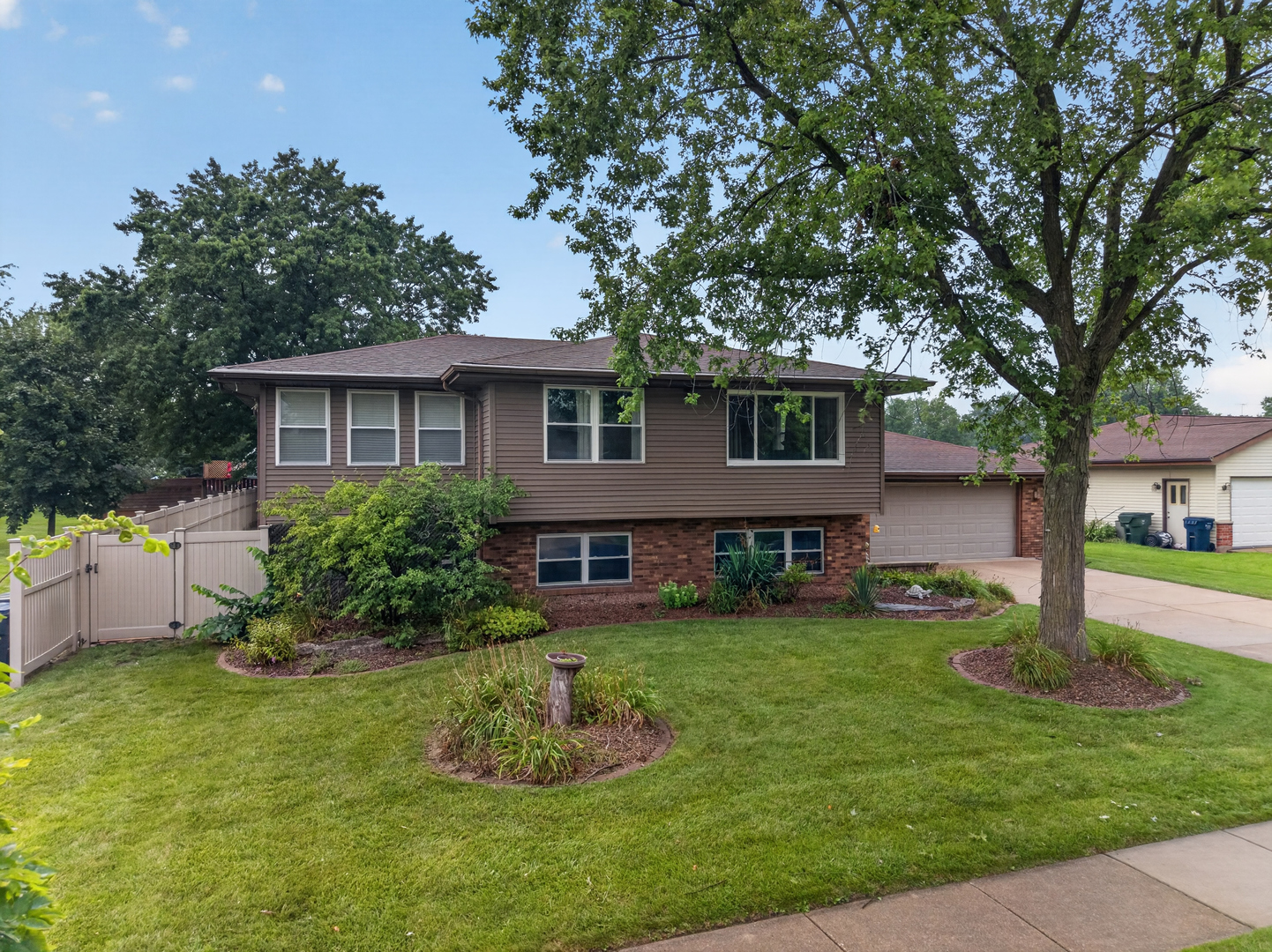 103 Deerpath Drive, Minooka, IL 60447 — photo 2