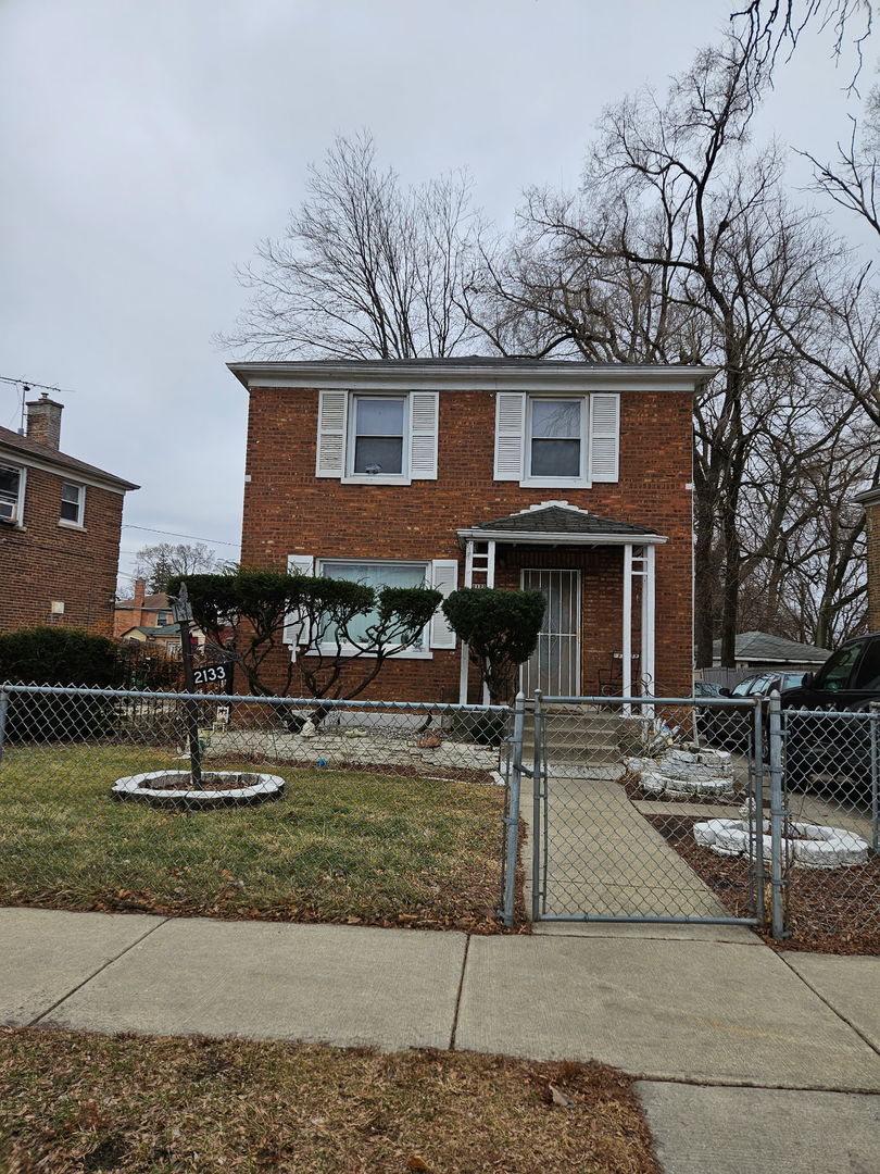 2133 W 75th Place — photo