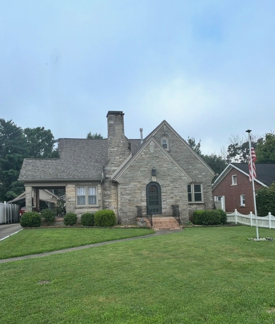 609 Elm Street — photo