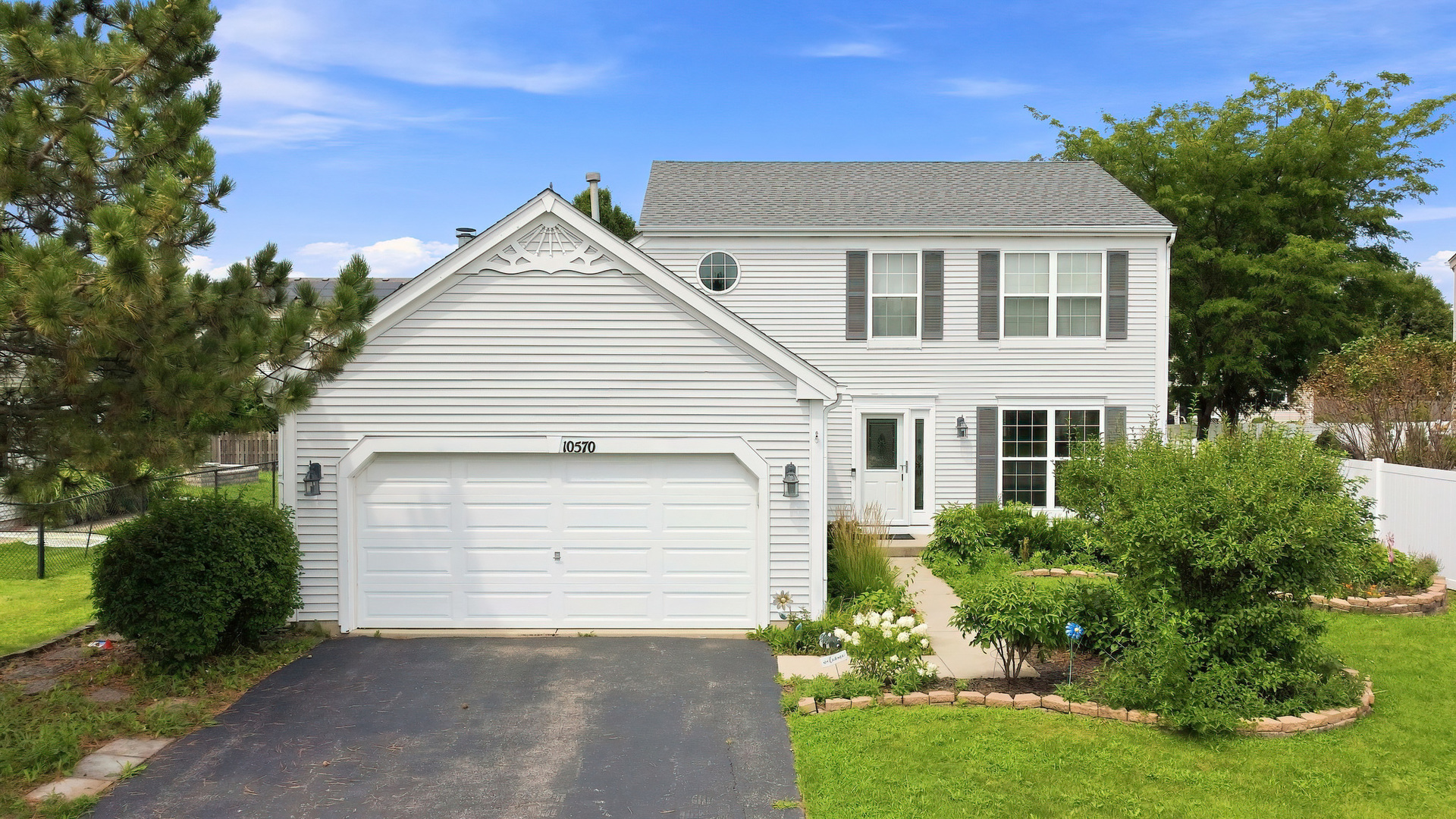 10570 Wing Pointe Drive — photo
