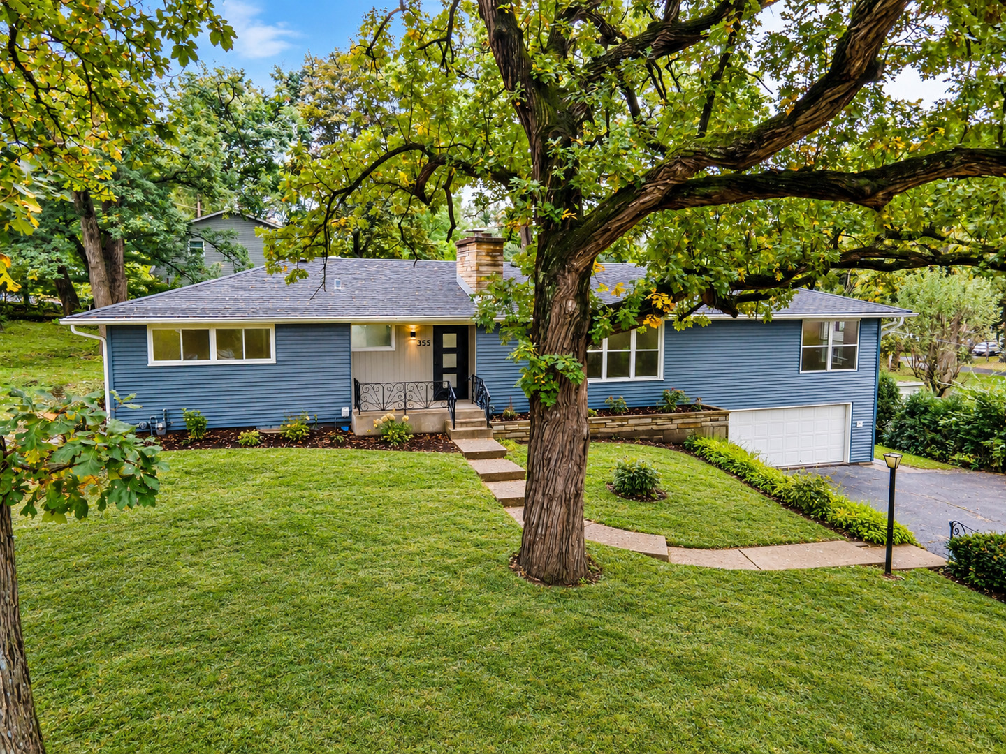 355 Hiawatha Drive — photo